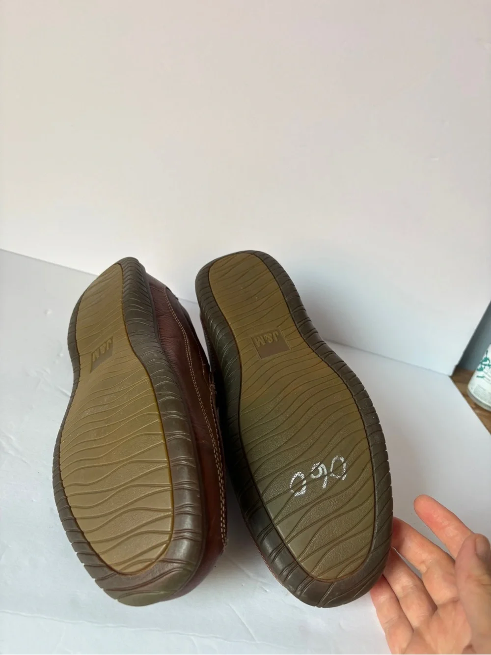 J&M Men's Brown Leather Slip-On Driving Moccasins